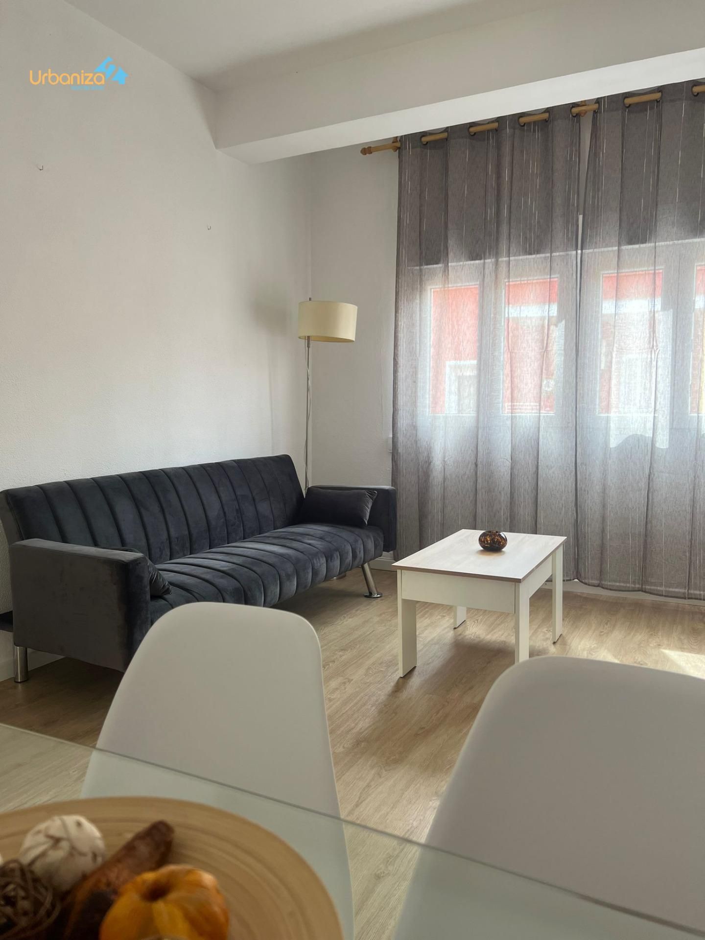 Sala d'estar de Pis en venda en Badajoz Capital amb Calefacció, Terrassa i Balcó