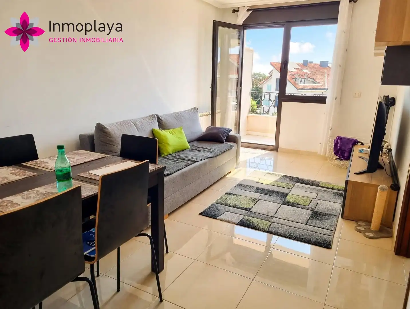 Attique avec terrasse à vendre à Ris
