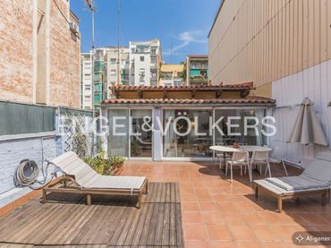Adosado con balcón en venta en Horta - Guinardó