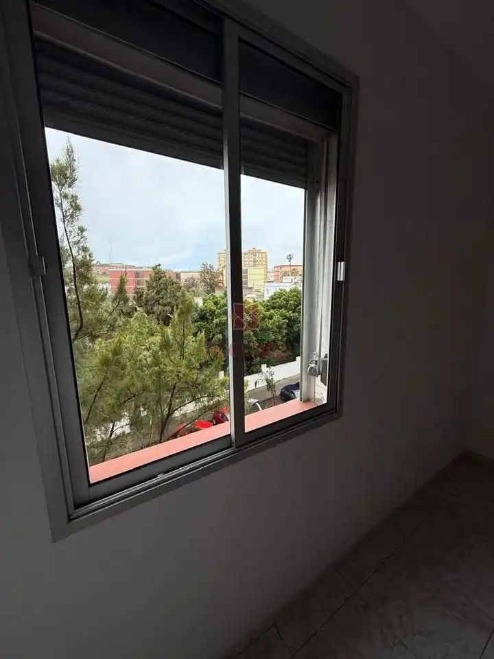 Flat for sale in De Ingenieros, La Cuesta -Finca España