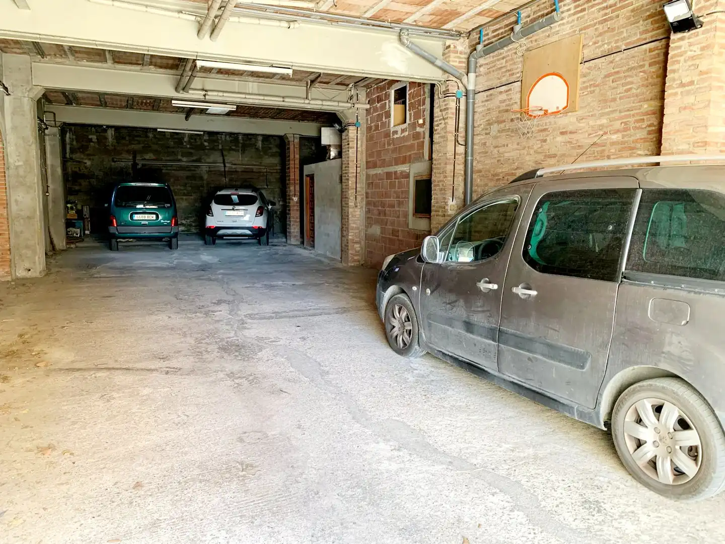 Parking of Buildings for sale in La Granada