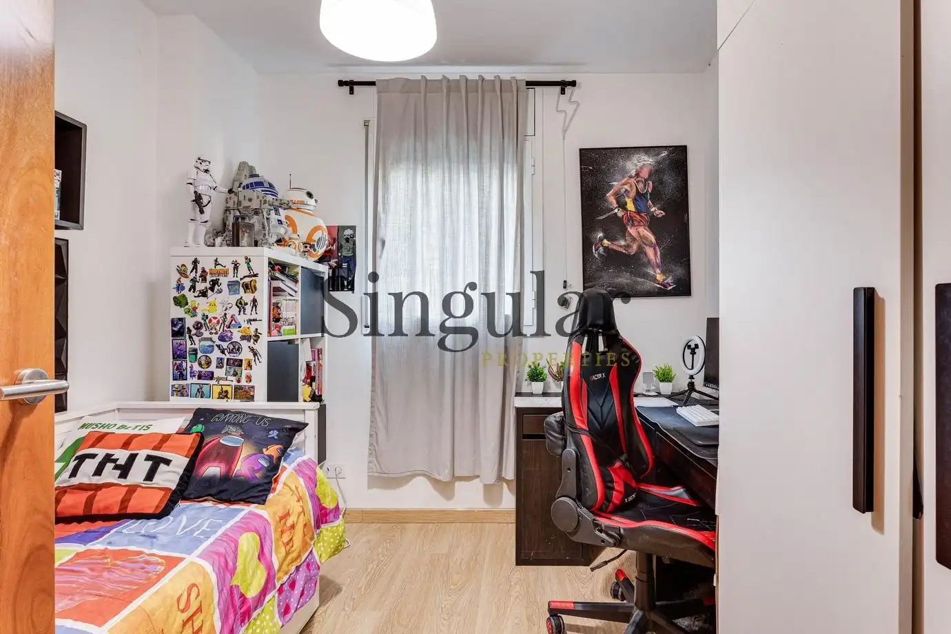Habitación de Piso en venta en Badalona con Calefacción, Jardín privado y Parquet