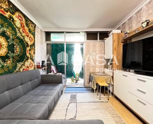 Living room of Flat for sale in Badalona  with Furnished and Balcony