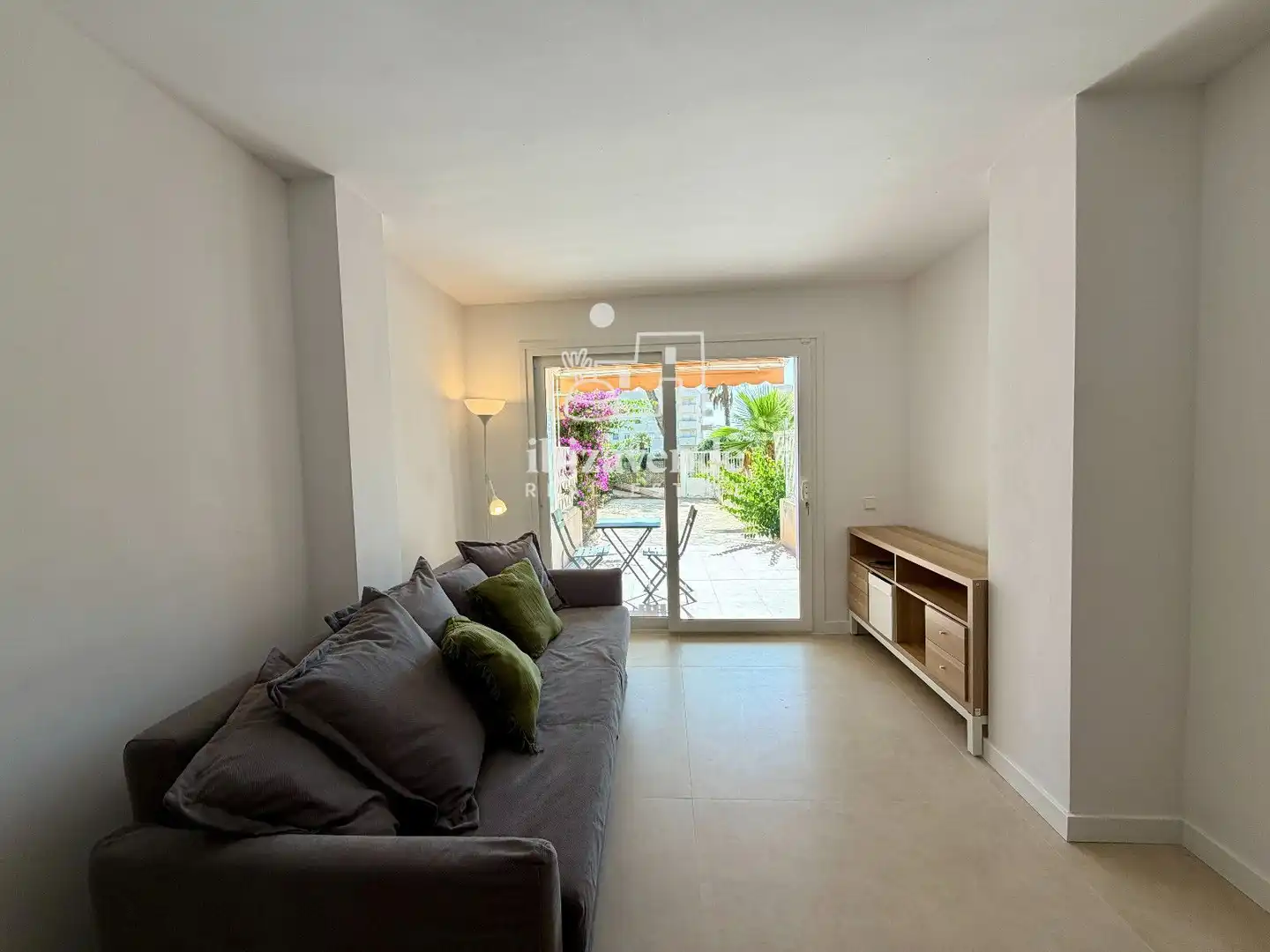 Living room of Flat for rent in Sant Josep de sa Talaia  with Air Conditioner, Heating and Private garden