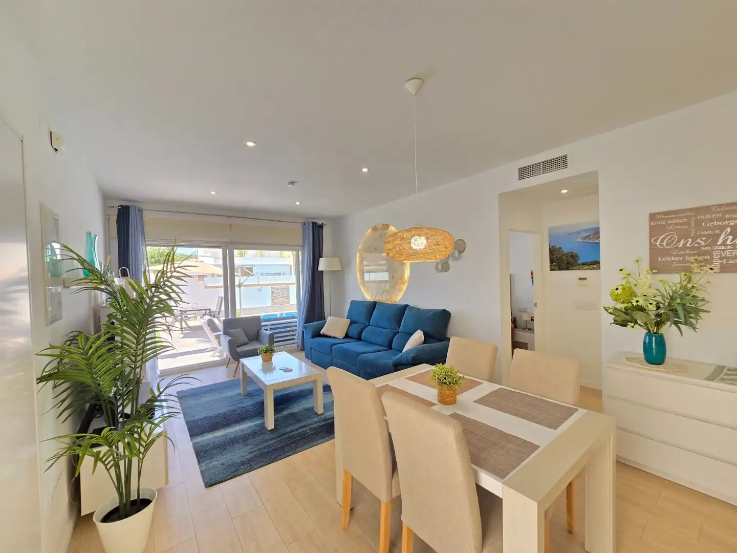 Sala de estar de Casa o chalet en venta en Pilar de la Horadada con Aire acondicionado, Terraza y Trastero