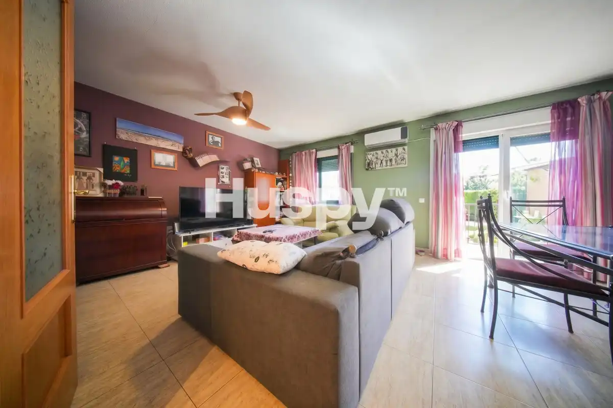 Terraced house with terrace for sale in Calle del Brasil, imagen 2