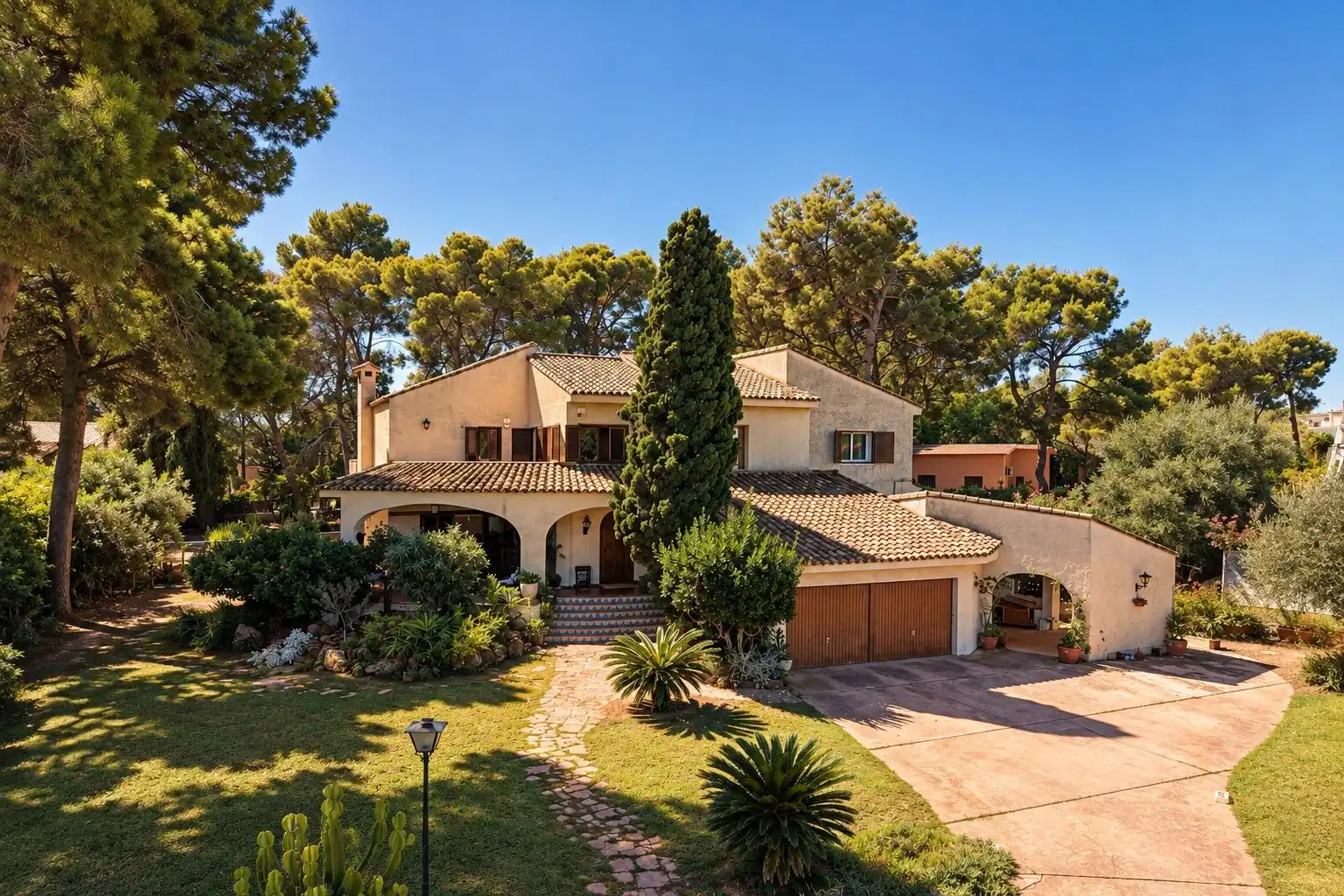 Villa avec piscine à vendre à FEDERICO GARCIA SANCHIS