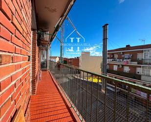 Vista exterior de Pis en venda en  Madrid Capital amb Aire condicionat, Calefacció i Terrassa