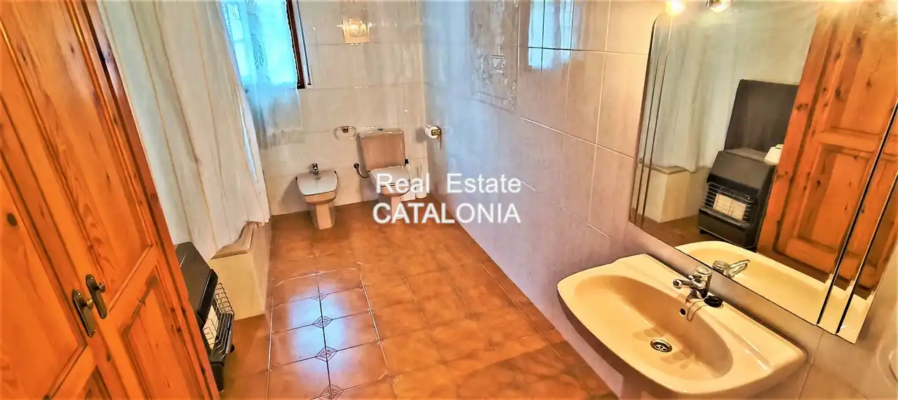 Bany de Casa o xalet en venda en Maçanet de la Selva amb Calefacció, Jardí privat i Terrassa