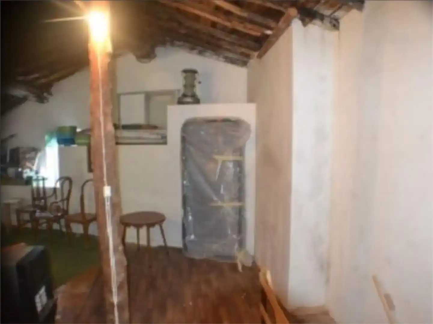 Piso en venta en Becedas con Balcón