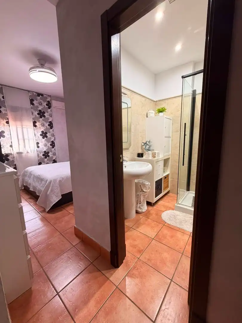 Bany de Casa o xalet en venda en Mairena del Alcor amb Aire condicionat, Terrassa i Traster