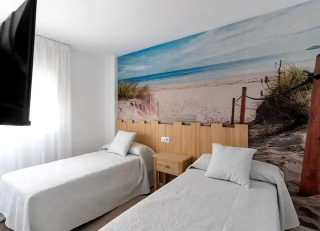 Dormitori de Casa o xalet en venda en Zahara de los Atunes amb Aire condicionat, Jardí privat i Terrassa