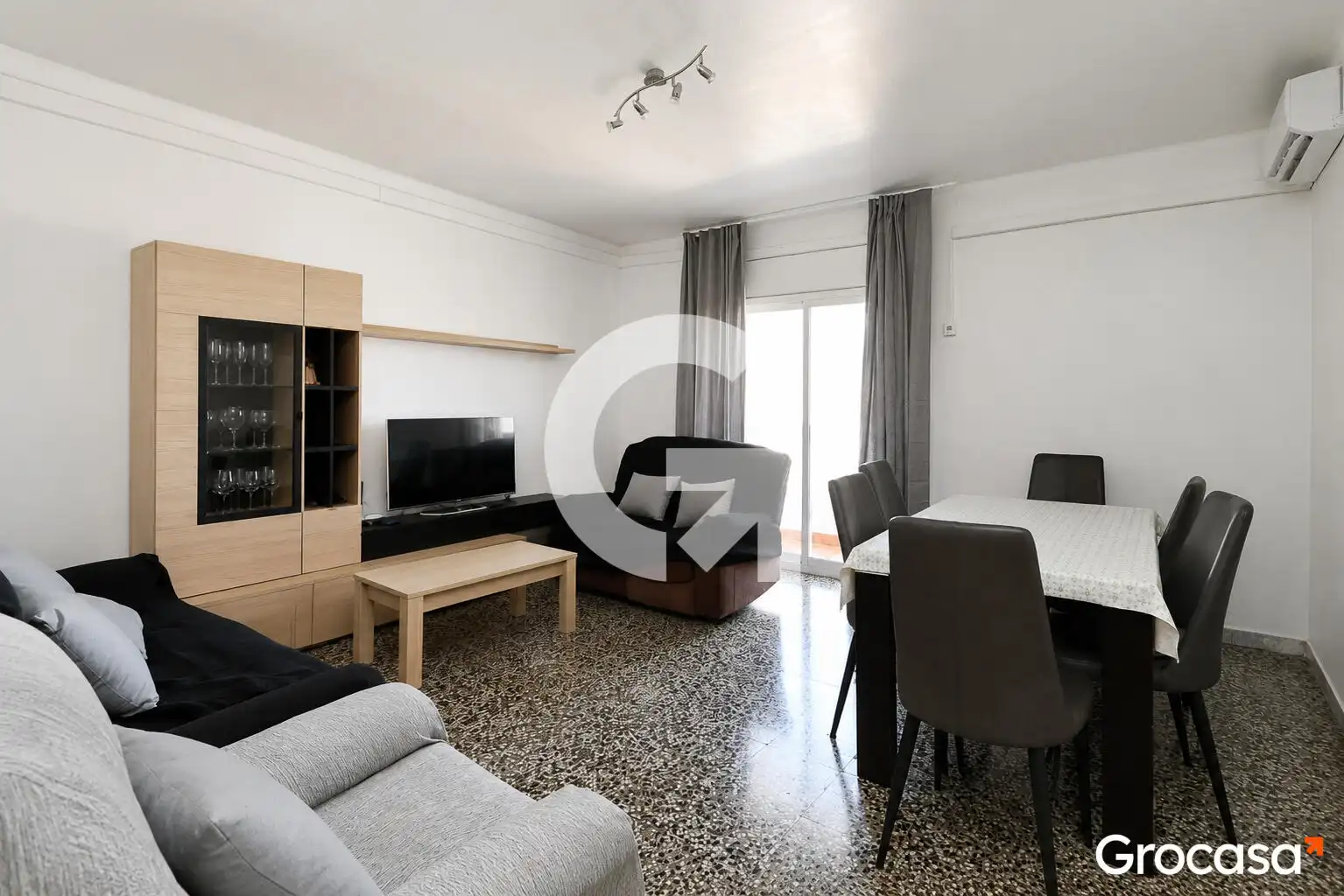 Living room of Flat for sale in Terrassa  with Air Conditioner, Heating and Storage room