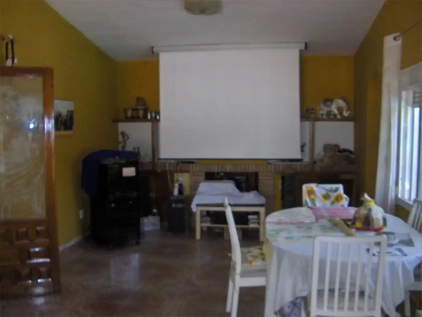 Sala d'estar de Pis de lloguer en Gines amb Aire condicionat, Jardí privat i Piscina