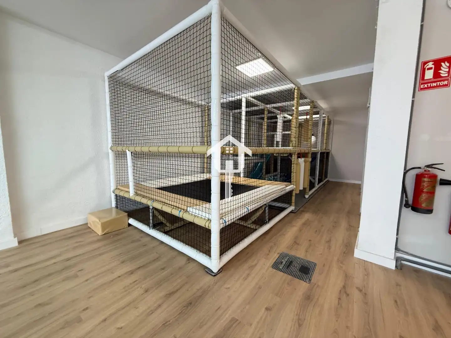 Local en venta en Alicante / Alacant con Aire acondicionado