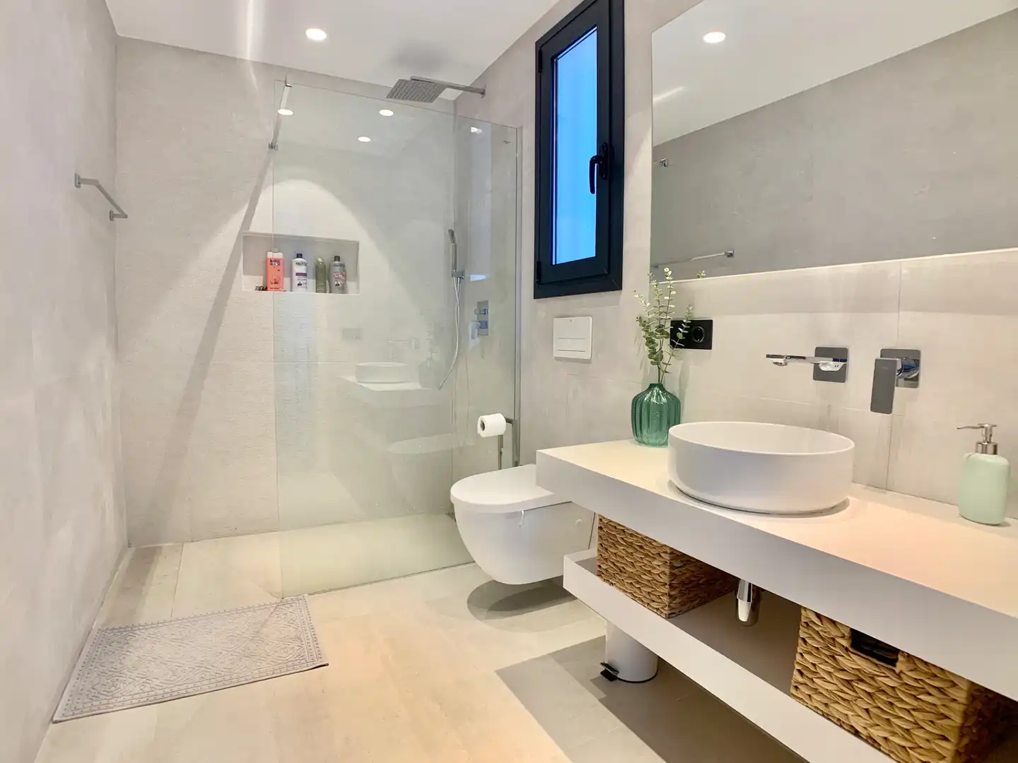 House with terrace for sale in Carrer d'Antoni Canals, imagen 43