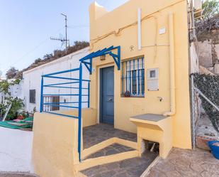 Vista exterior de Casa o xalet en venda en Gádor amb Terrassa