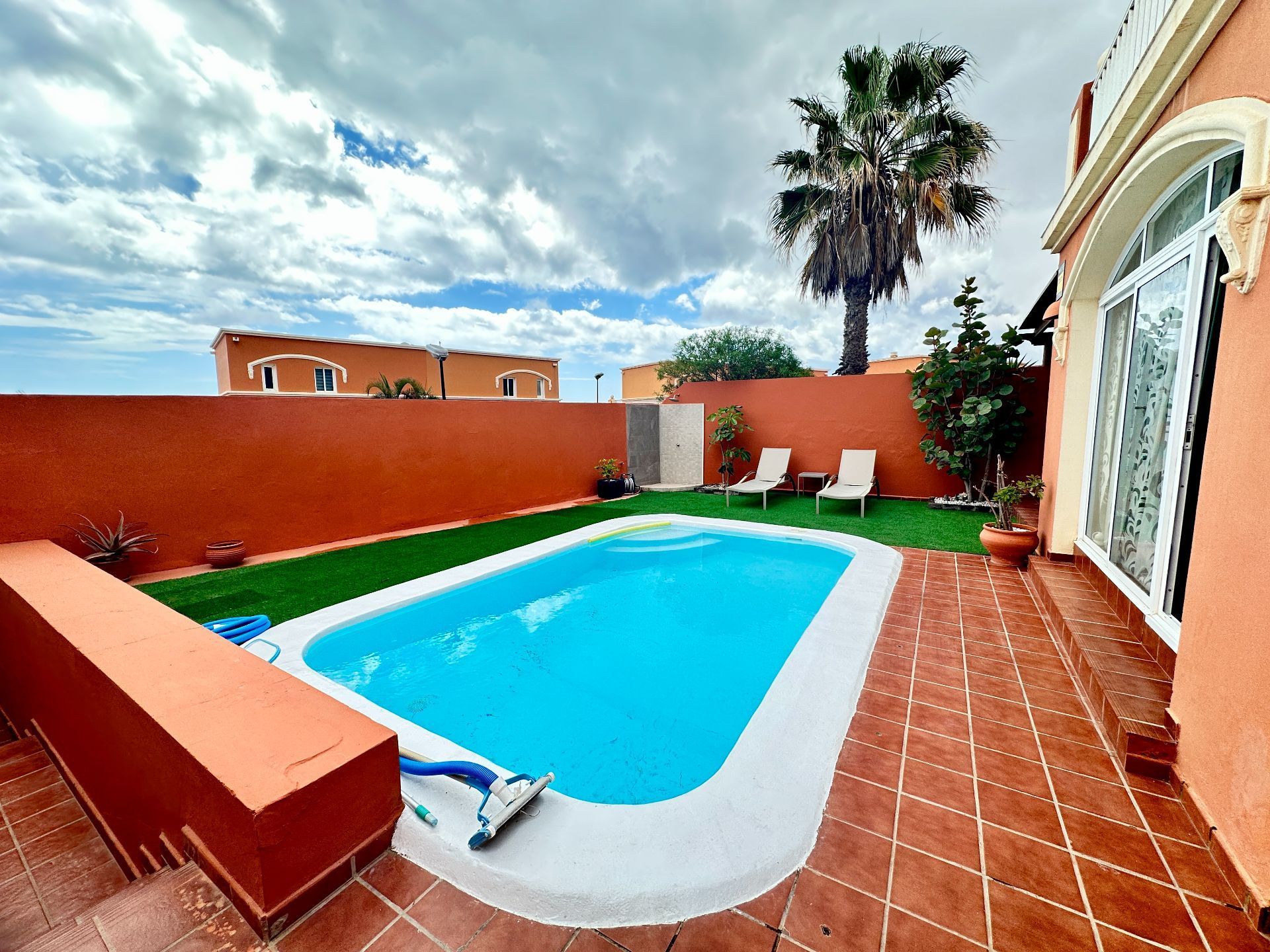 Vista exterior de Casa o chalet en venta en Puerto del Rosario con Piscina