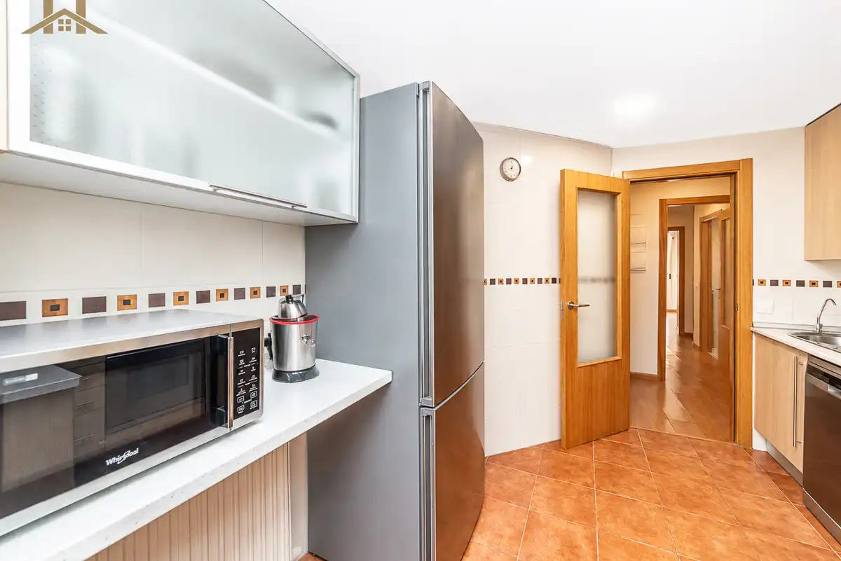 Cocina de Planta baja en venta en Arroyomolinos (Madrid) con Aire acondicionado, Calefacción y Jardín privado