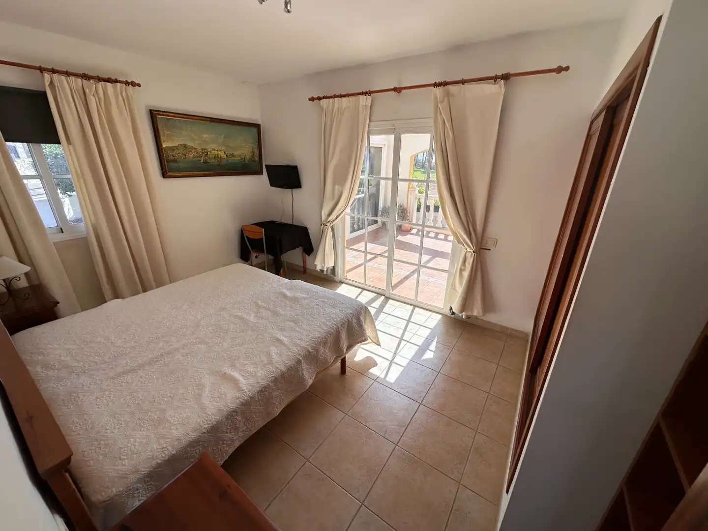 Habitación de Apartamento de alquiler en Antigua con Terraza, Amueblado y Horno