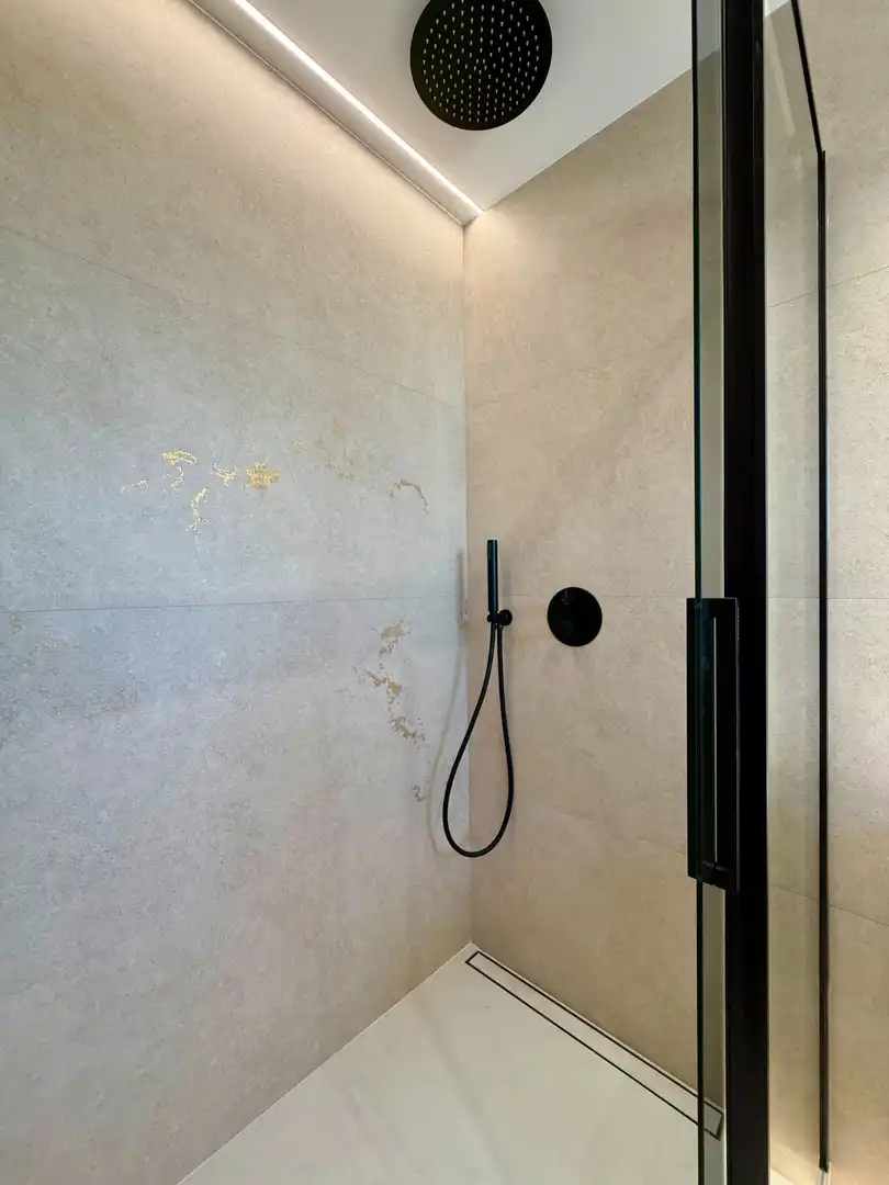 Baño de Ático en venta en Málaga con Aire acondicionado, Calefacción y Jardín privado