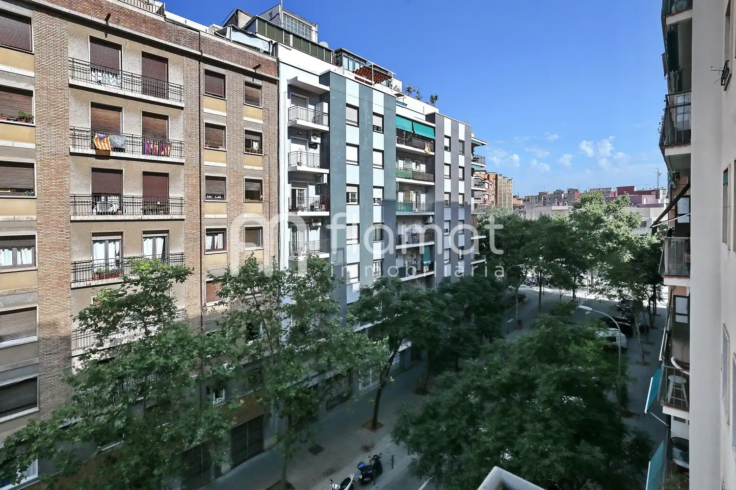 Flat with terrace for sale in Carrer de Bofarull 42