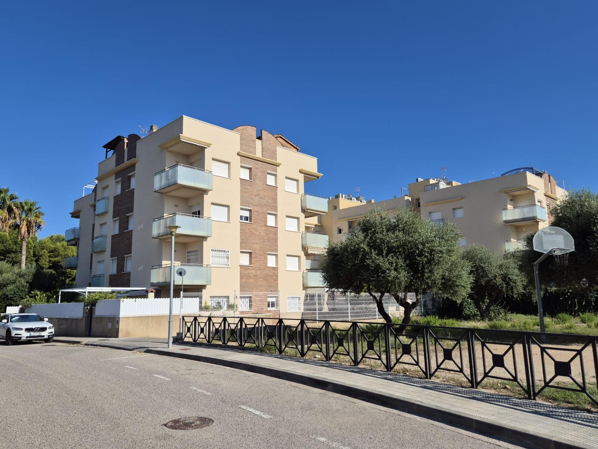 Exterior view of Flat for sale in El Vendrell  with Air Conditioner, Heating and Private garden