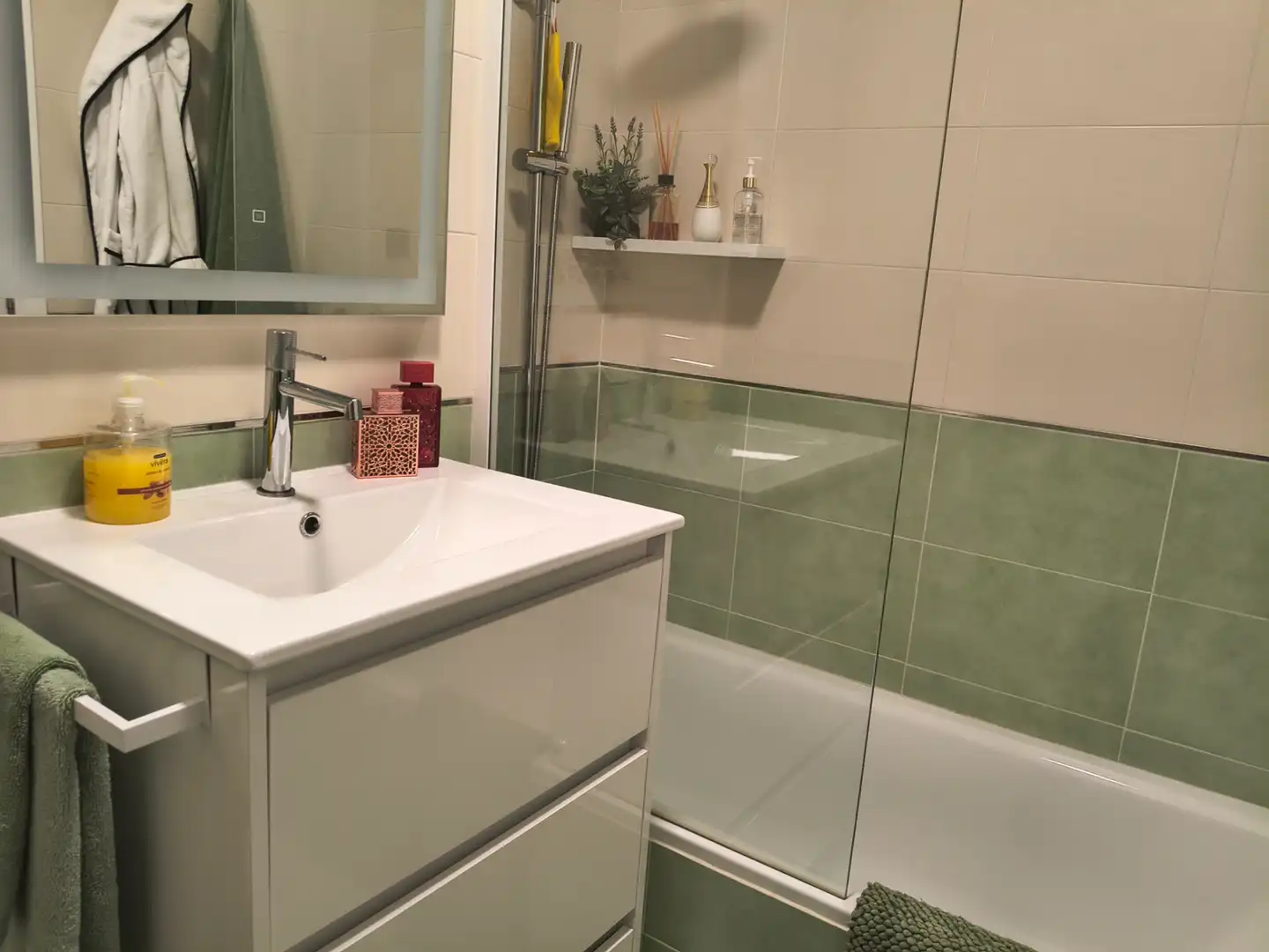 Baño de Piso en venta en O Carballiño   con Calefacción, Parquet y Trastero
