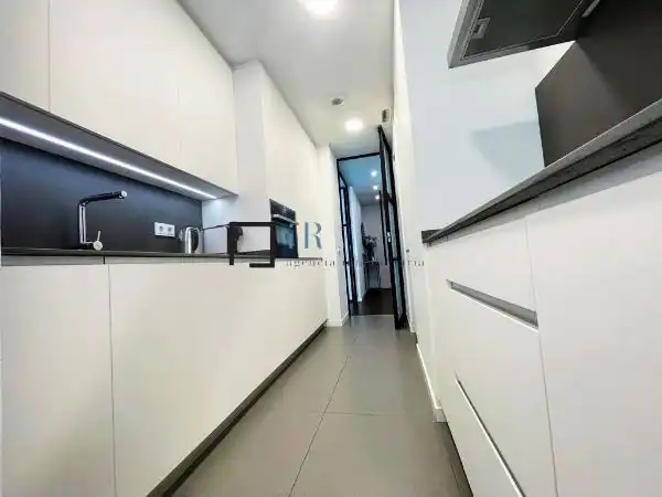 Cuina de Pis en venda en Madrid amb Aire condicionat i Piscina