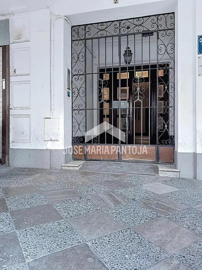 Flat for sale in Jerez de la Frontera  with Storage room
