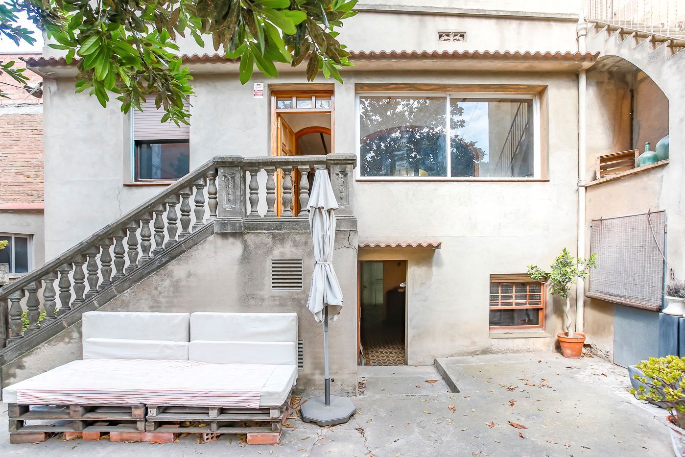 Exterior view of Country house for sale in Sant Vicenç Dels Horts  with Terrace