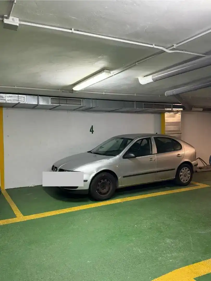 Parking de Garaje de alquiler en Sevilla