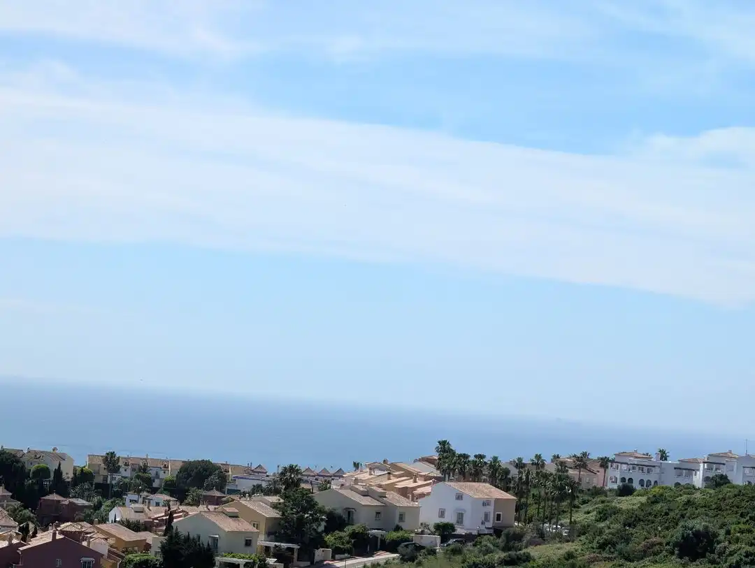 Vista exterior de Ático en venta en La Alcaidesa con Aire acondicionado, Calefacción y Terraza