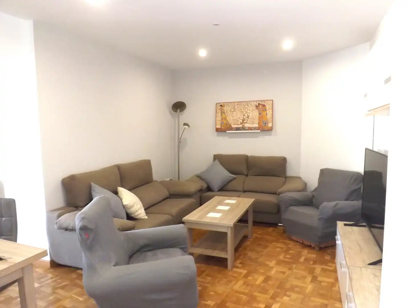 Penthouse with lift to rent in Avenida de Dílar