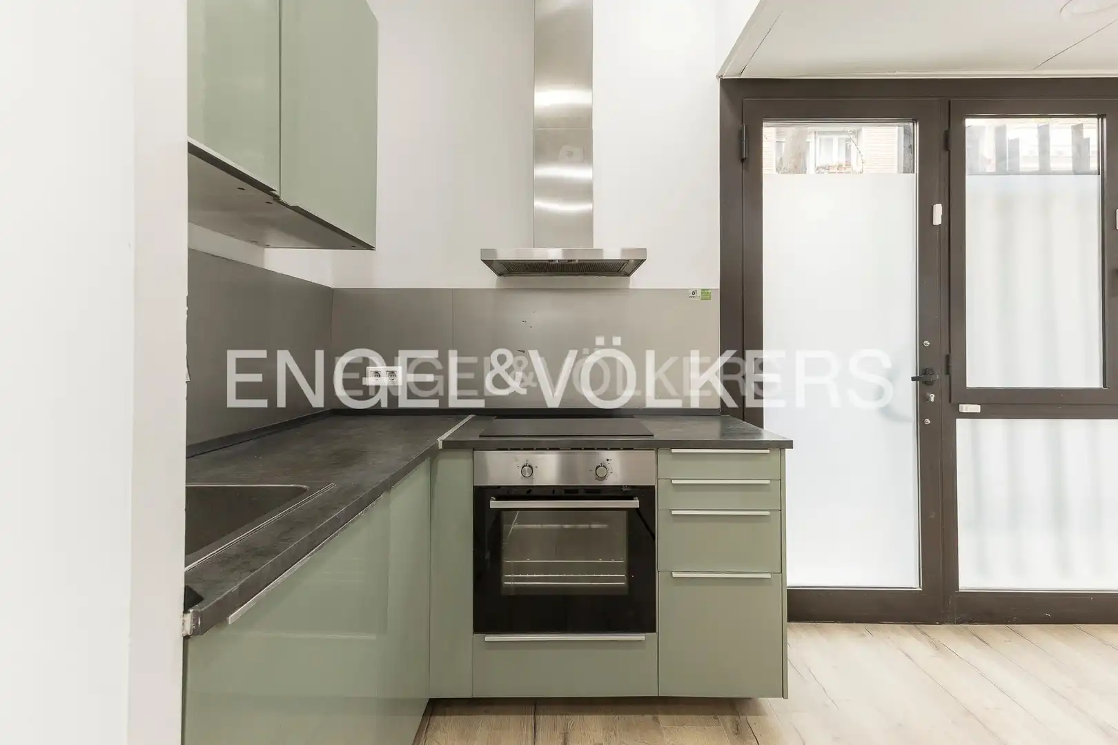 Kitchen of Flat for sale in Barcelona  with Air Conditioner, Heating and Parquet flooring