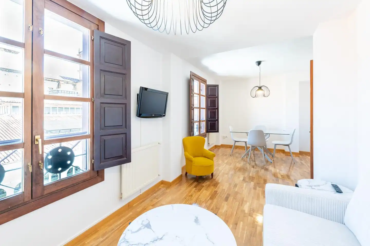 Wohnung zur Miete in Calle Fontán, Fontán