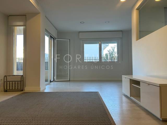 Piso en Venta en Calle Venezuela, 21 en Pedregalejo - Morlaco