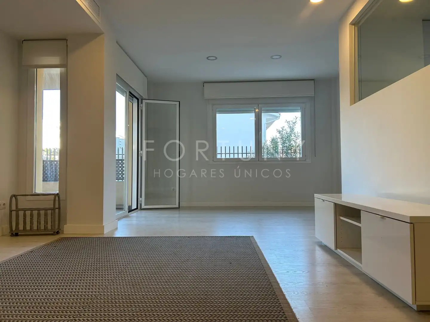 Habitación de Piso en venta en Málaga con Aire acondicionado, Terraza y Trastero