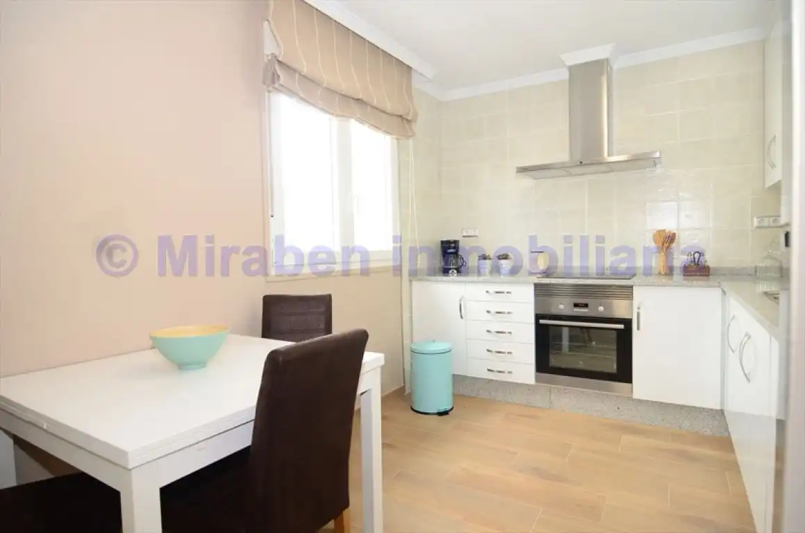 Cocina de Piso de alquiler en Boiro con Calefacción, Terraza y Amueblado