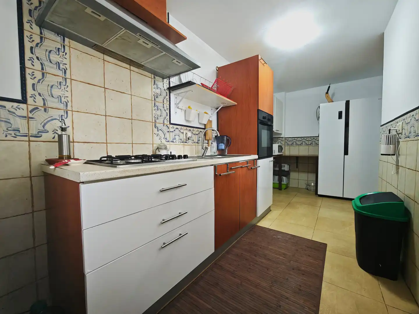 Cuina de Casa adosada en venda en Lebrija amb Aire condicionat, Moblat i Forn