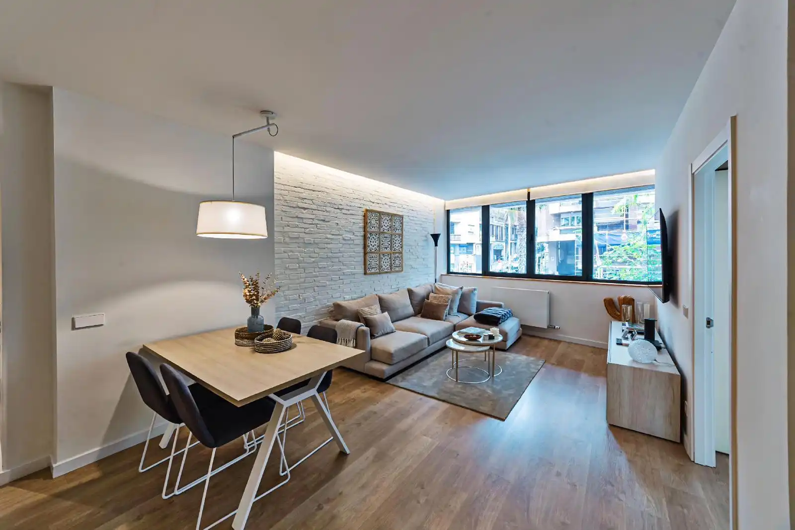 Wohnzimmer von Wohnung zum Verkauf in Barcelona mit Klimaanlage, Heizung und Parkett