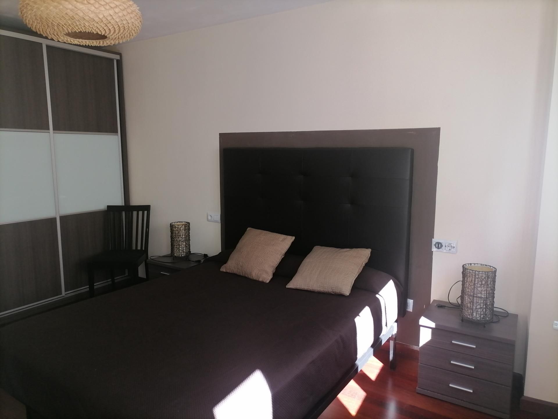 Dormitori de Apartament en venda en Ponferrada amb Calefacció