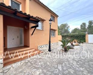 Vista exterior de Casa o xalet de lloguer en Paterna amb Aire condicionat, Calefacció i Jardí privat