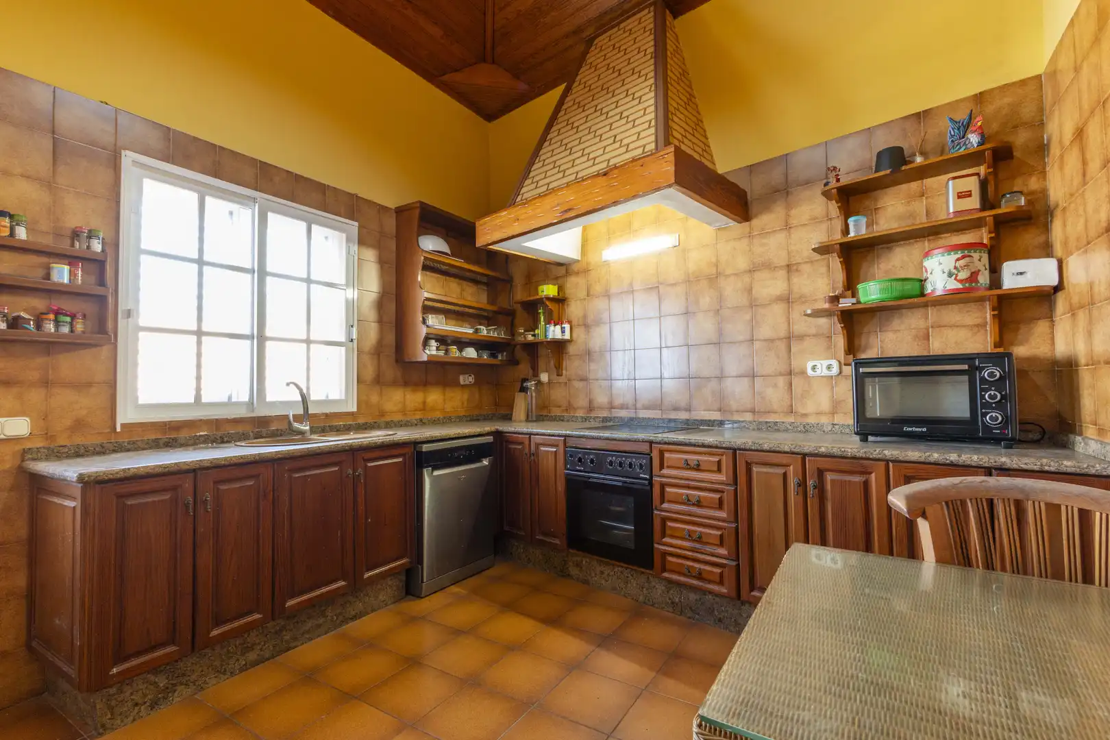 Cocina de Casa o chalet en venta en Puerto de la Cruz con Jardín privado y Terraza