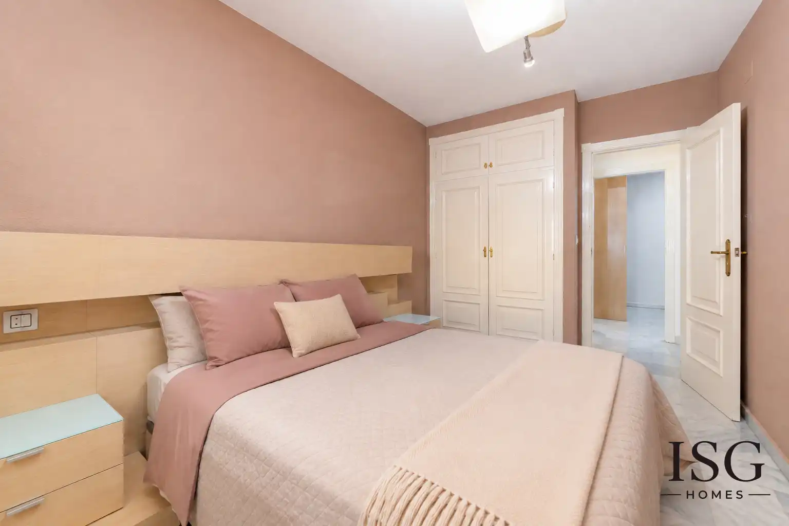 Habitación de Apartamento en venta en Torrevieja con Trastero, Balcón y Piscina comunitaria