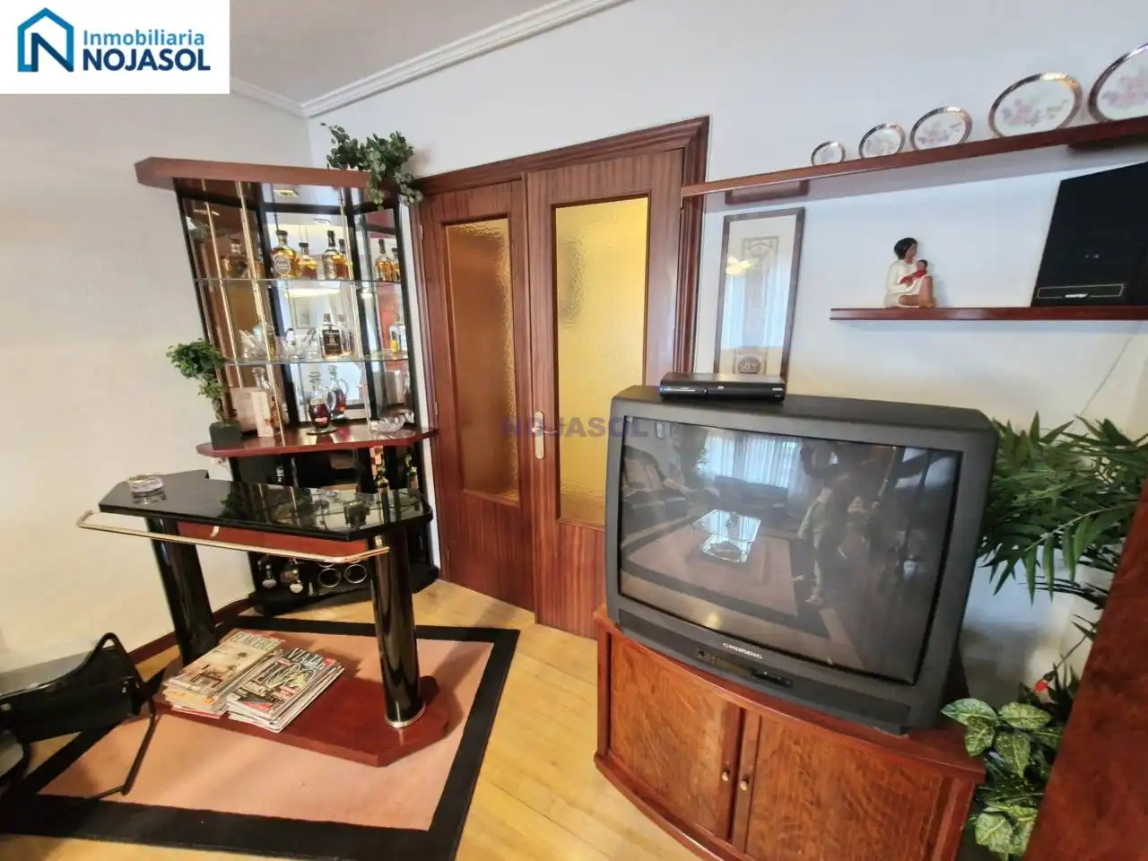 Sala de estar de Piso en venta en Hazas de Cesto con Parquet, Terraza y Amueblado