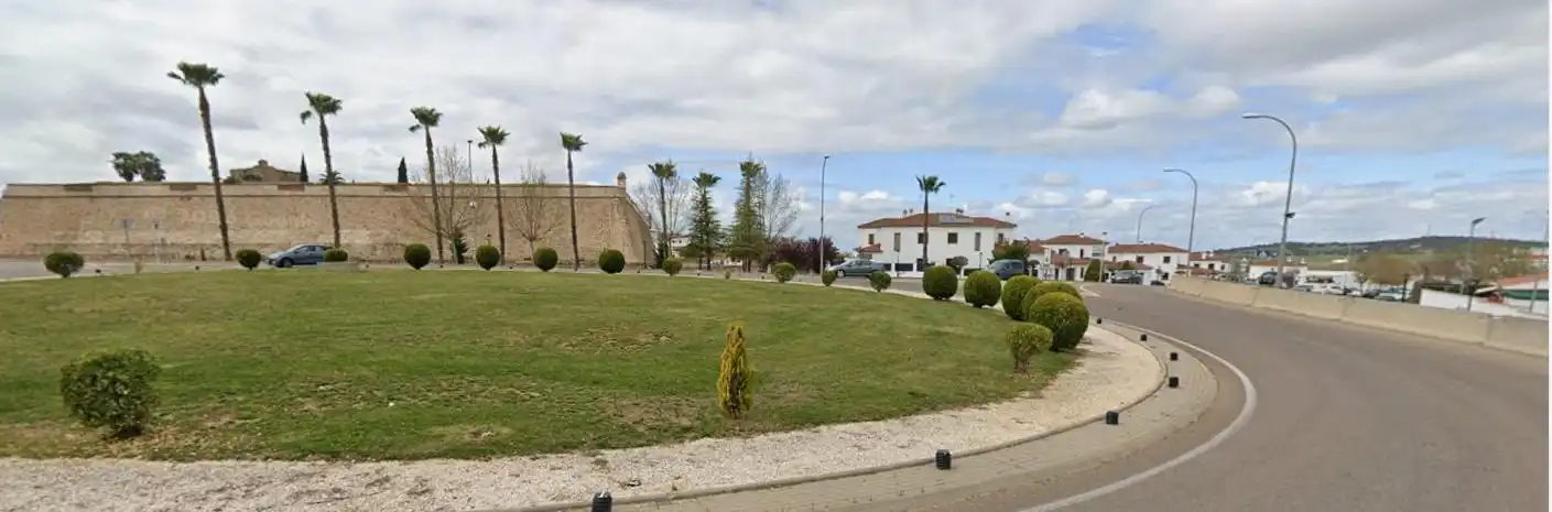 Adossat en venda a Olivenza