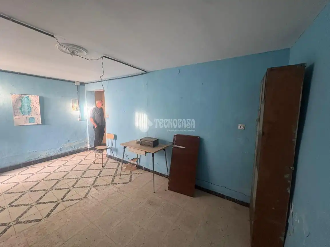 Casa adosada en venta en Sanlúcar la Mayor
