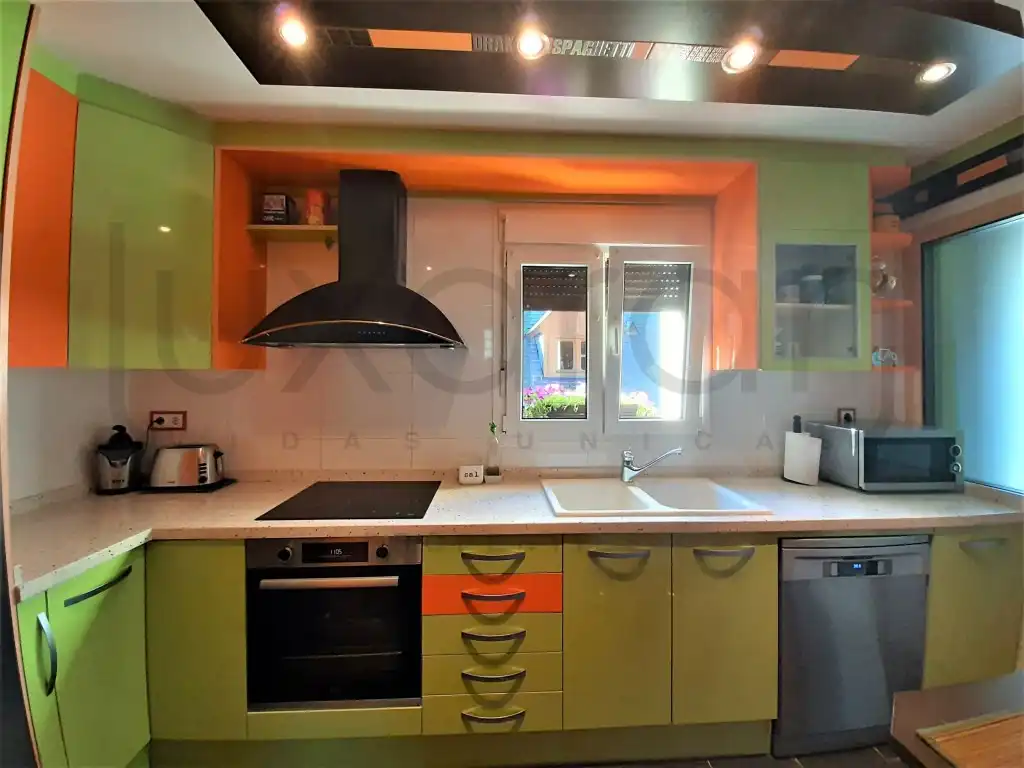 Kitchen of Houses for sale in Es Bòrdes