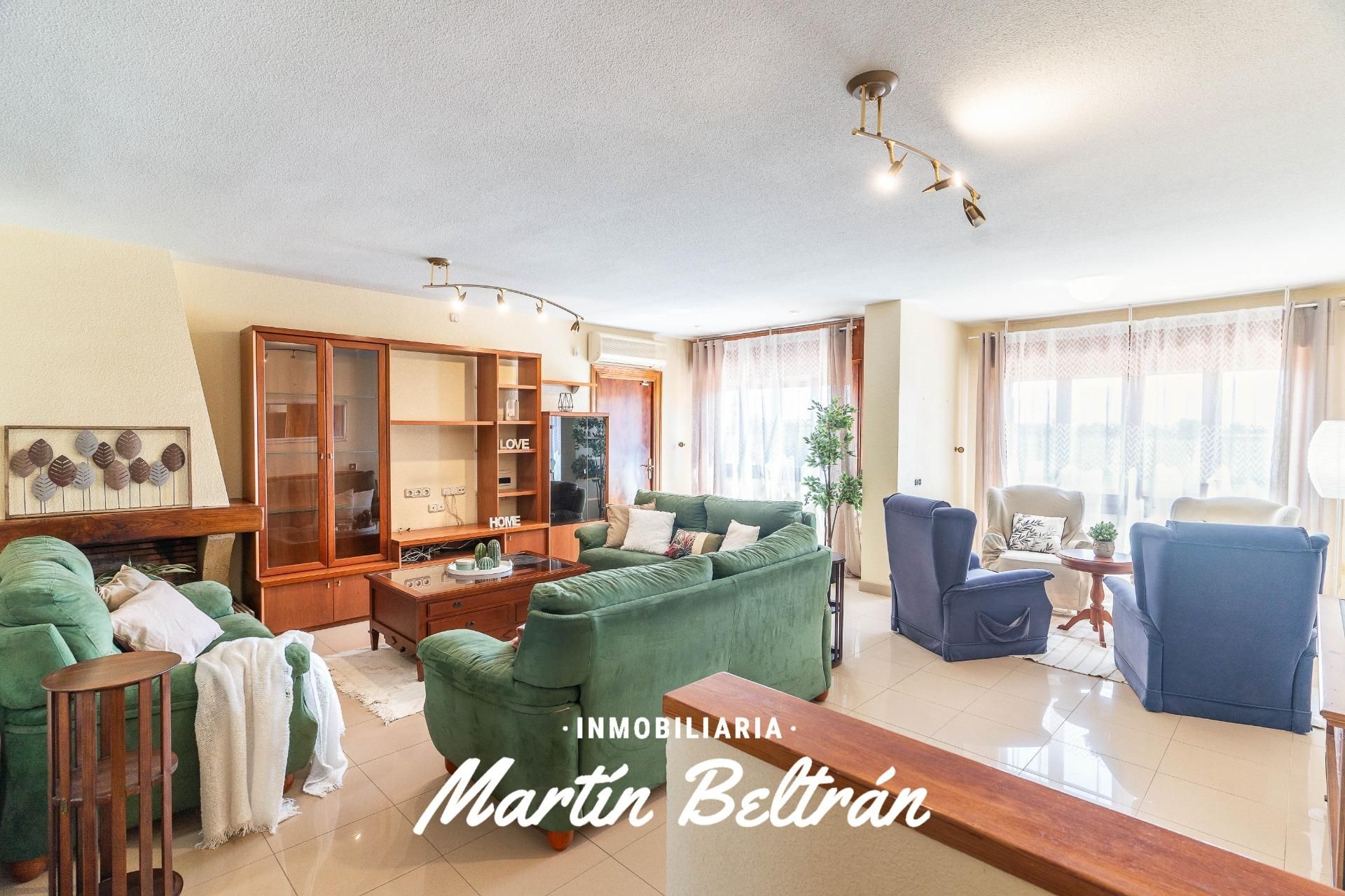 Living room of Houses for sale in  Almería Capital  with Air Conditioner, Private garden and Terrace